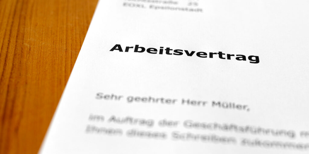Aufbewahrungsfristen für Verträge: Was Unternehmen und Privatpersonen wissen müssen